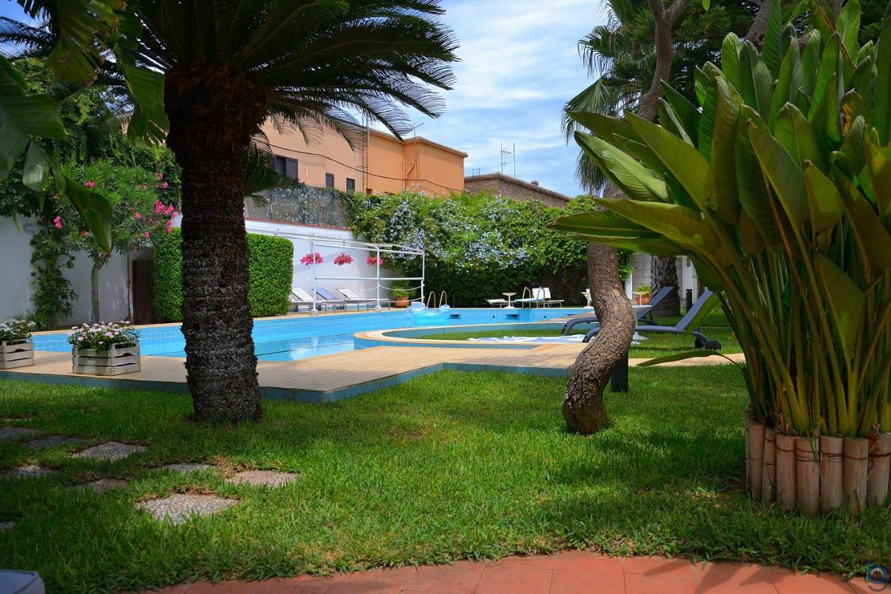 B&B Mondello Resort Eksteriør bilde